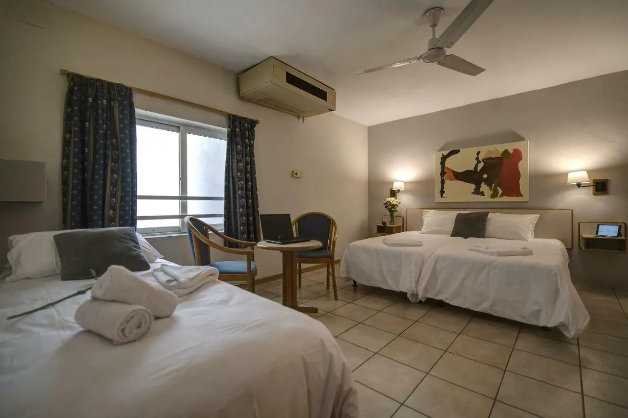 Sliema Chalet Hotel