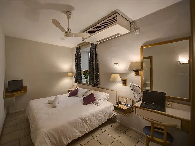 Sliema Chalet Hotel